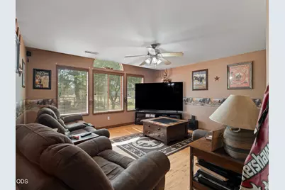 10898 NW Kingwood Drive, Redmond, OR 97756 - Photo 17