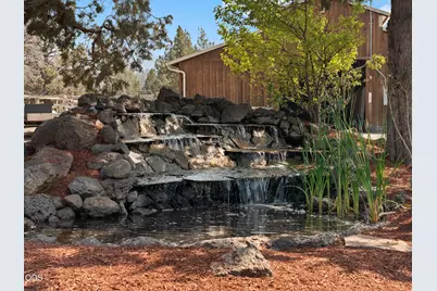 10898 NW Kingwood Drive, Redmond, OR 97756 - Photo 5