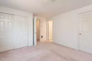2911 SW Reindeer Ave, Redmond, OR 97756 - Photo 15