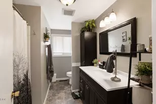 1031 Temple Dr, Central Point, OR 97502 - Photo 17