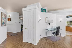 501 Carter Ln, Ashland, OR 97520 - Photo 9
