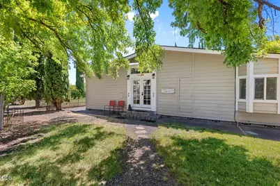 501 Carter Lane, Ashland, OR 97520 - Photo 37