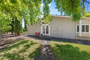 501 Carter Ln, Ashland, OR 97520 - Photo 37