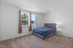 976 SE Maui Ln, Madras, OR 97741 - Photo 7