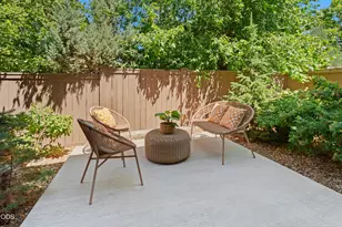 750 NE Isabella Ln, Bend, OR 97701 - Photo 35