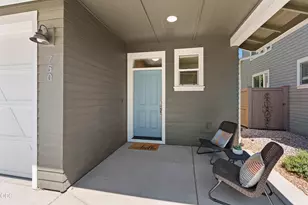 750 NE Isabella Ln, Bend, OR 97701 - Photo 3
