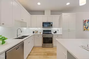 750 NE Isabella Ln, Bend, OR 97701 - Photo 17