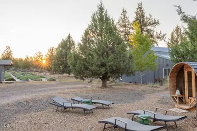 18025 Cascade Estates Drive, Bend, OR 97703 - Photo 47