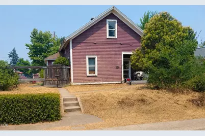 338 Fairmount Street, Medford, OR 97501 - Photo 1