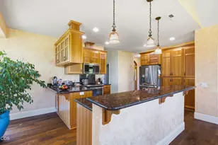 355 Madrone Ridge Dr, Grants Pass, OR 97527 - Photo 31