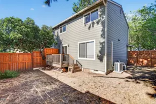 560 Scenic Dr, Ashland, OR 97520 - Photo 17
