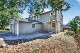 560 Scenic Dr, Ashland, OR 97520 - Photo 19