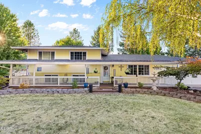255 Queens Branch Road, Rogue River, OR 97537 - Photo 1
