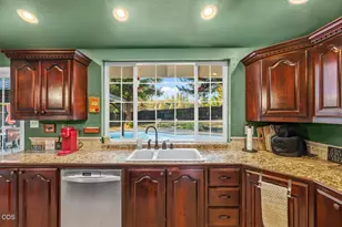 255 Queens Branch Rd, Rogue River, OR 97537 - Photo 15