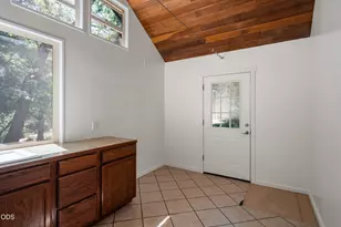 4712 Old Hwy 99 S, Ashland, OR 97520 - Photo 9
