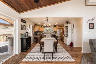 10643 Antioch Road, White City, OR 97503 - Photo 9