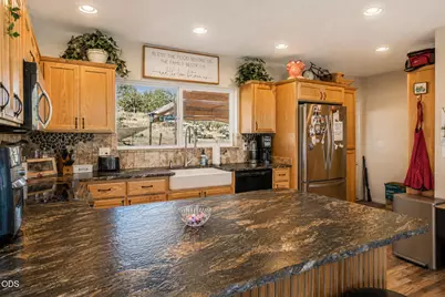 10643 Antioch Road, White City, OR 97503 - Photo 5