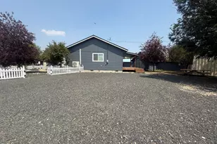 216 Ave B, Seneca, OR 97873 - Photo 11
