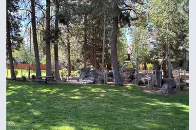 121 NW Outlook Vista Drive, Bend, OR 97703 - Photo 51