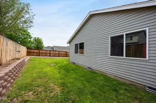 725 NE Robin Pl, Prineville, OR 97754 - Photo 15