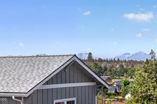 3957 NW 39th Dr, Redmond, OR 97756 - Photo 5