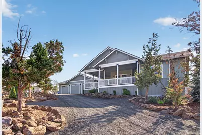 3957 NW 39th Drive, Redmond, OR 97756 - Photo 3