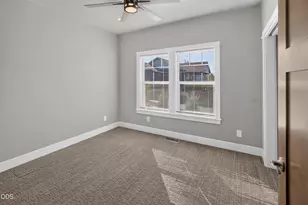 3957 NW 39th Dr, Redmond, OR 97756 - Photo 39