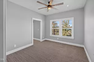 3957 NW 39th Dr, Redmond, OR 97756 - Photo 41