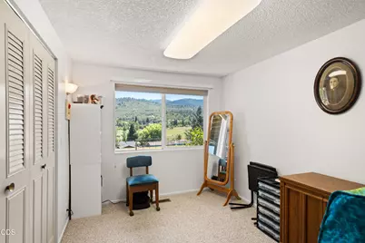 4050 Dark Hollow Road, Medford, OR 97501 - Photo 19