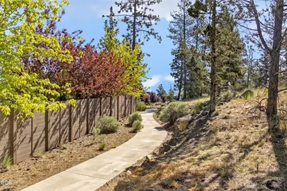 20526 SE Cameron Avenue, Bend, OR 97702 - Photo 33
