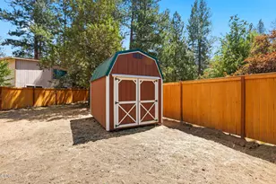 19657 Hiller Dr, Bend, OR 97702 - Photo 43