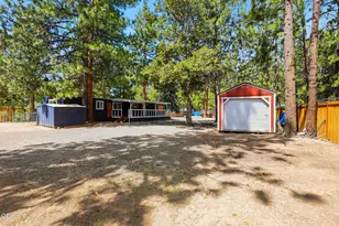 19657 Hiller Dr, Bend, OR 97702 - Photo 43