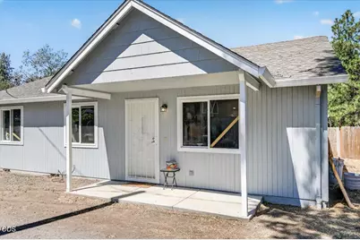 82 Maple Street, Shady Cove, OR 97539 - Photo 3