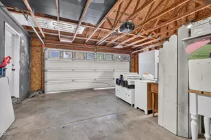82 Maple St, Shady Cove, OR 97539 - Photo 23