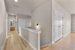 3551 SW Salmon Ct, Redmond, OR 97756 - Photo 9