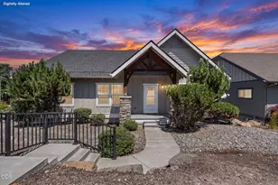3551 SW Salmon Ct, Redmond, OR 97756 - Photo 1