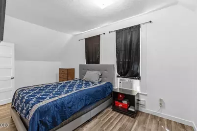 811 SW 4th Street, Grants Pass, OR 97526 - Photo 11