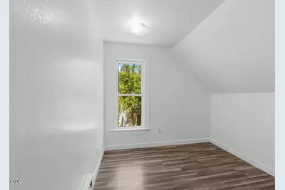 811 SW 4th Street, Grants Pass, OR 97526 - Photo 13