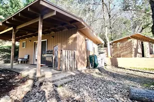 2595 E Evans Creek Rd, Rogue River, OR 97537 - Photo 29