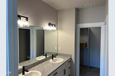 2223 Piazza Drive, Medford, OR 97501 - Photo 7