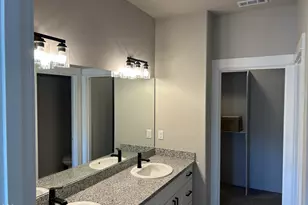 2223 Piazza Dr, Medford, OR 97501 - Photo 7