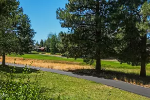 335 Mt Washington Dr, Bend, OR 97702 - Photo 27