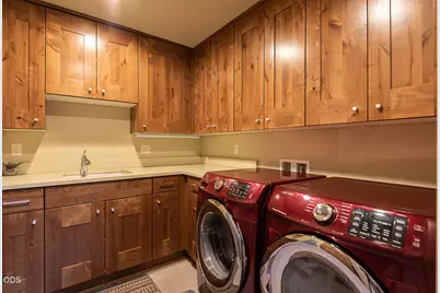60484 Kangaroo Loop, Bend, OR 97702 - Photo 29