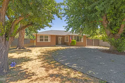 4225 Summers Lane, Klamath Falls, OR 97603 - Photo 5