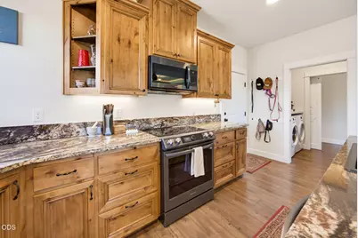 2248 Calico Lane, Medford, OR 97501 - Photo 17