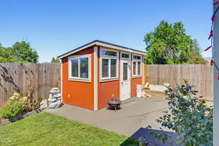 2248 Calico Ln, Medford, OR 97501 - Photo 11