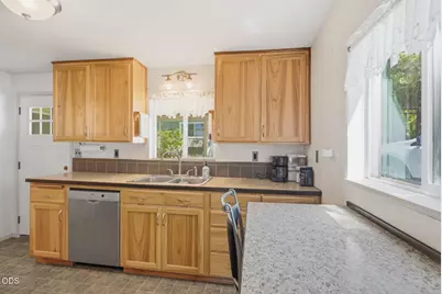 484 Granite Hill Road, Grants Pass, OR 97526 - Photo 7