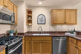 624 Fair Oaks Ct, Ashland, OR 97520 - Photo 11