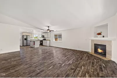 63825 Hunters Circle, Bend, OR 97701 - Photo 7