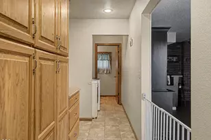 3697 Madison St, Klamath Falls, OR 97603 - Photo 11